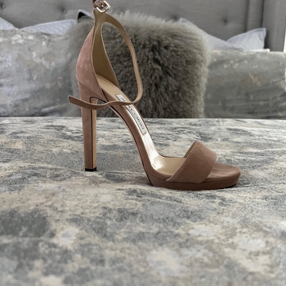 Jimmy Choo - Picture 3 of 5